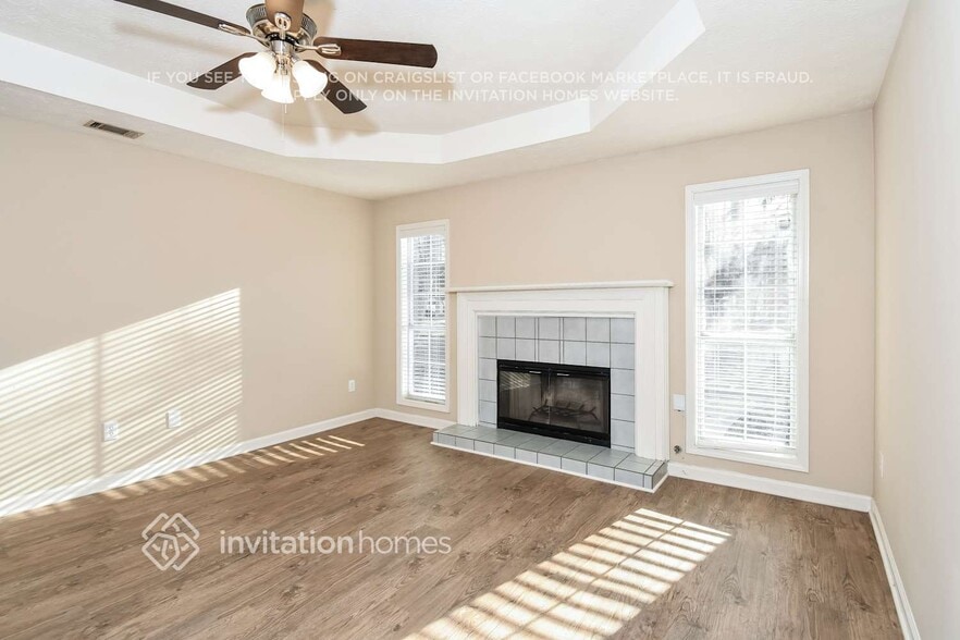 Building Photo - 2290 Castle Royale Dr