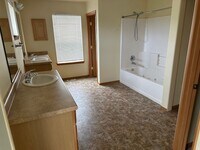 Building Photo - 6907 Desperado Dr SE