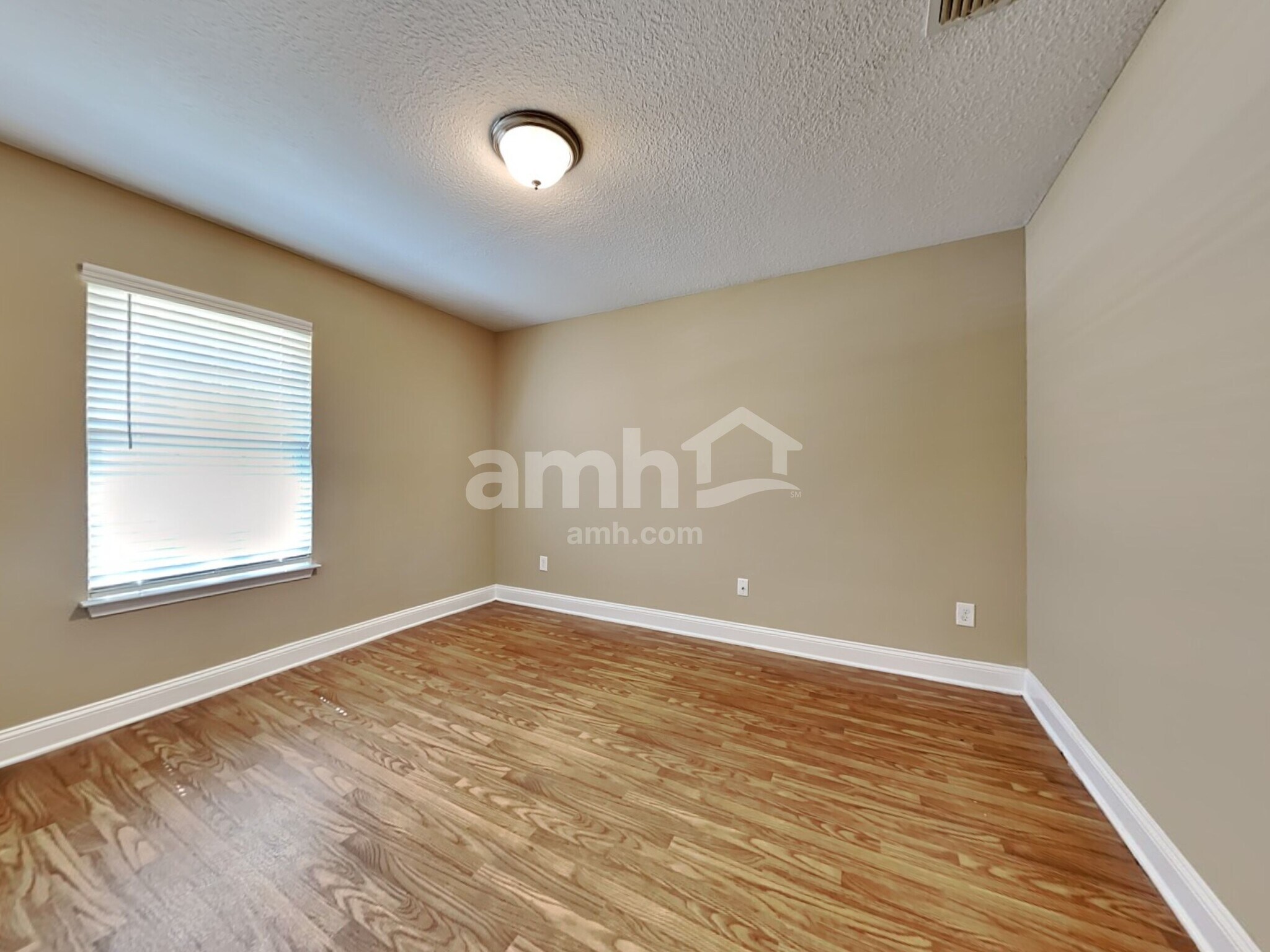 Building Photo - 2132 Cherokee Cove Trl