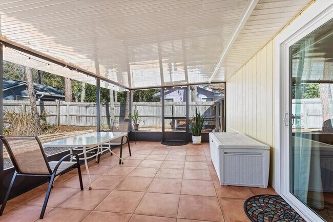 Building Photo - 4518 NW 20th Ter