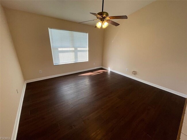 Building Photo - 3308 42nd St SW