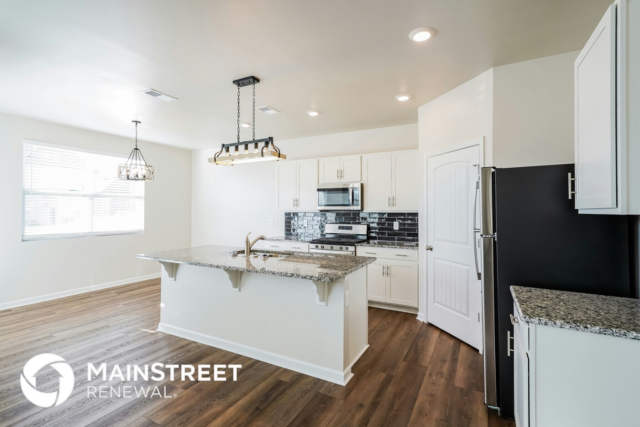 Building Photo - 1080 Pepper Stone Dr