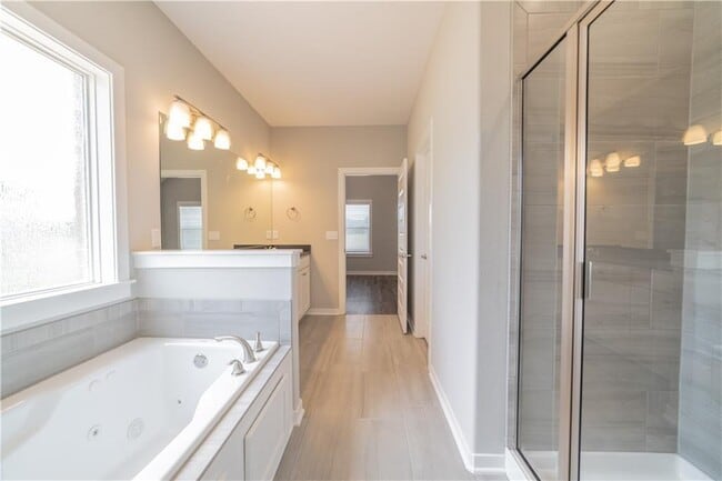 Building Photo - 481 N Yona Ln