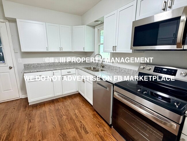 Building Photo - 11800 E 74th Terrace