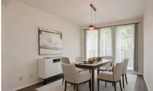 Building Photo - 1718 Bow Ridge Dr