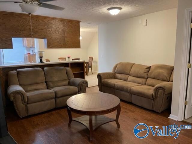 Building Photo - 15926 Ham Rd