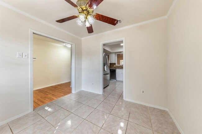 Building Photo - 9600 Gambels Quail Dr