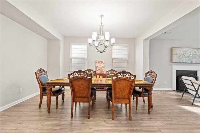 Building Photo - 4437 Waxwing St