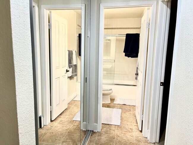 Building Photo - 8604 Via Mallorca