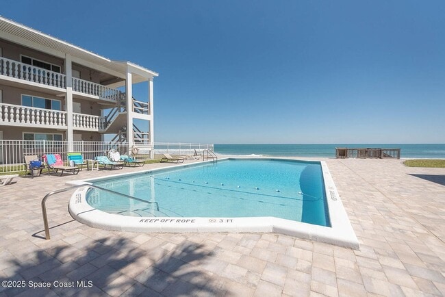 Building Photo - Furnished and Available April 6th 2026