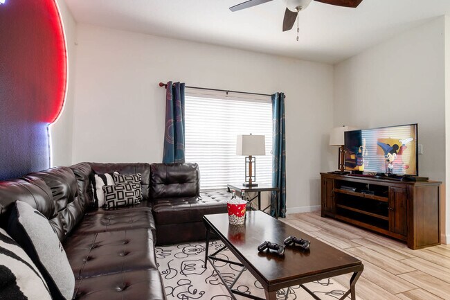 Building Photo - 4806 Brier Rose Ln