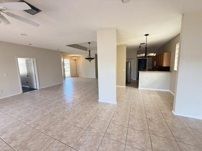 Building Photo - 10839 Madison Dr