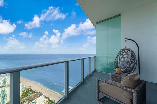 Building Photo - 4111 S Ocean Dr