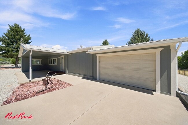 Building Photo - 408 Harmony Dr