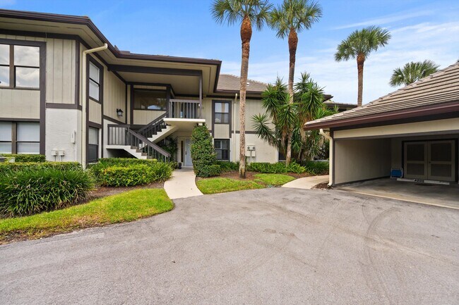 Building Photo - 13230 Polo Club Rd