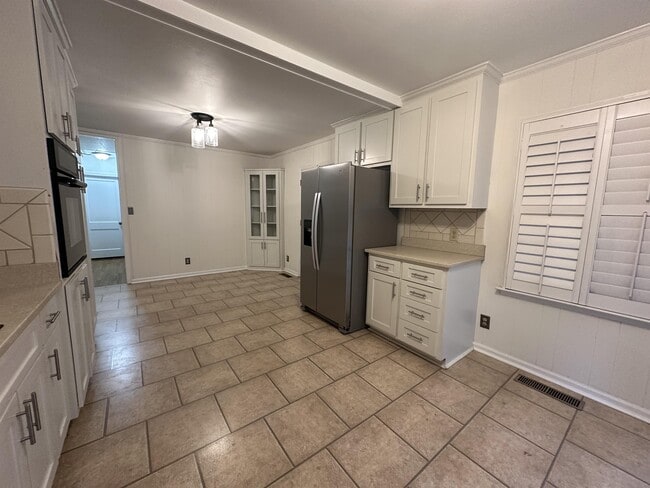 Building Photo - 4641 Due W Rd NW