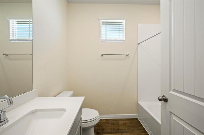 Building Photo - 224 Kickapoo Ln
