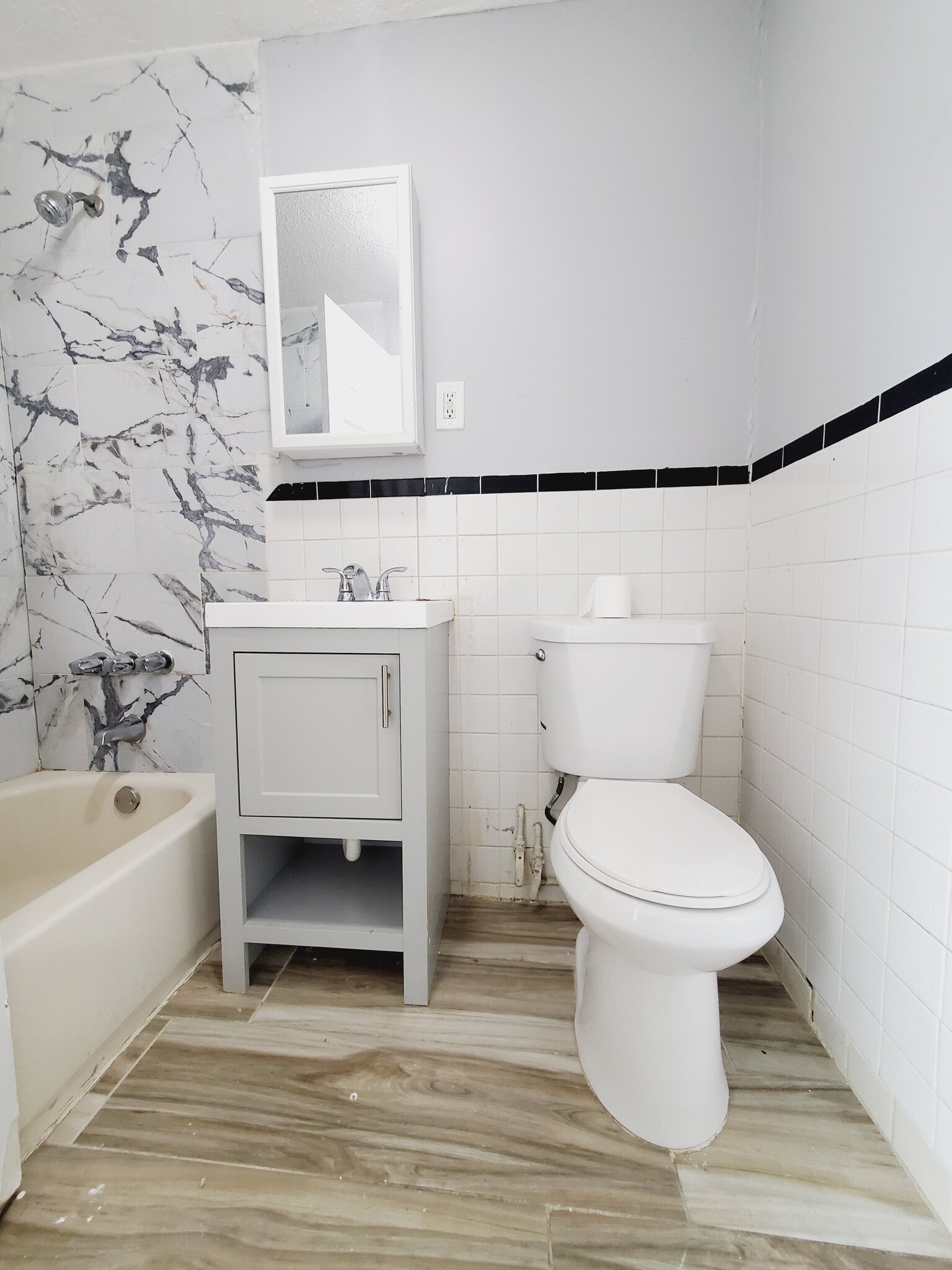 96 Stevens Ave 2L - 91 Stevens Ave