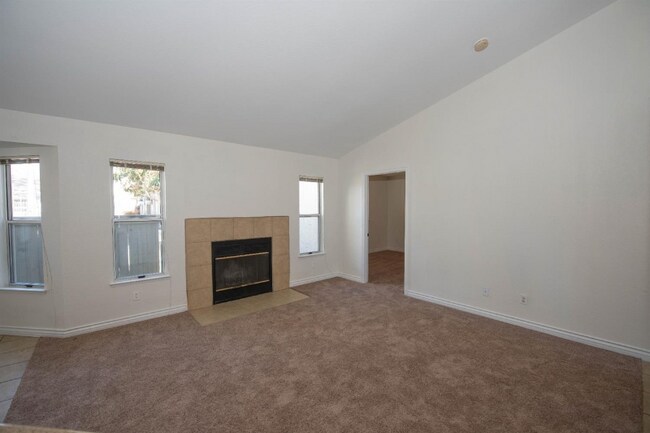 Building Photo - 5140 Cesar Chavez Blvd