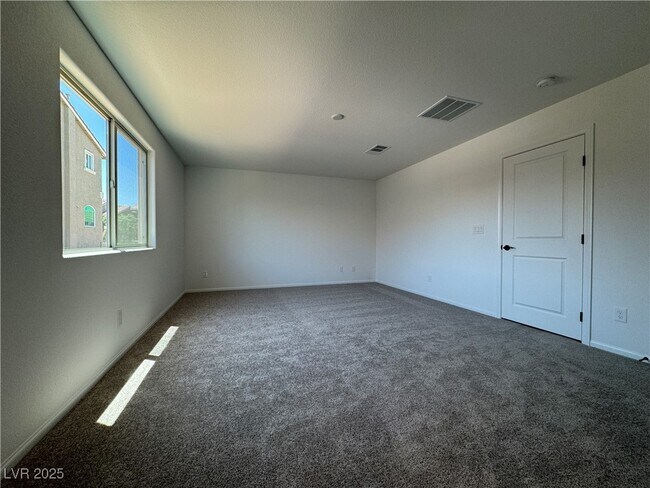Building Photo - 5331 Barcola Ave