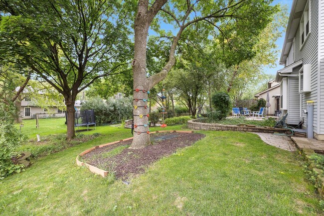 Building Photo - 2231 Remington Dr