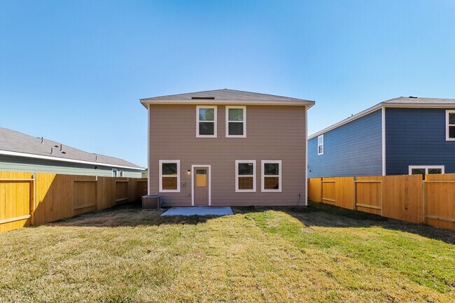 Building Photo - 27064 Leonardo Dr