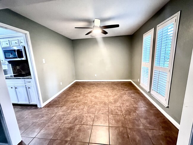 Building Photo - 17502 Cassina Dr