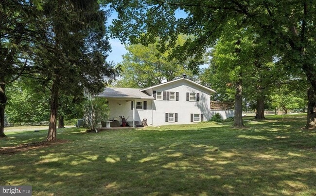 Building Photo - 3334 Germantown Pike