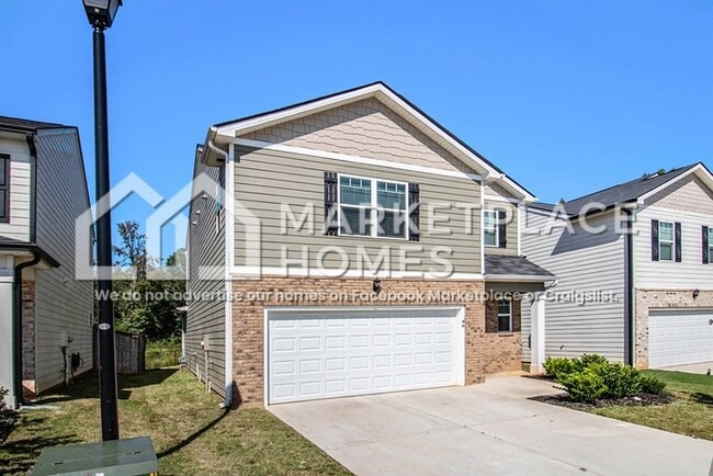 Building Photo - 48 Silver Birch Pass