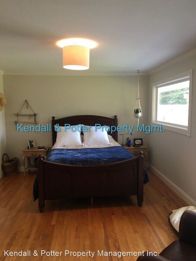 Building Photo - 3 br, 3 bath House - 2000 Cox Rd.