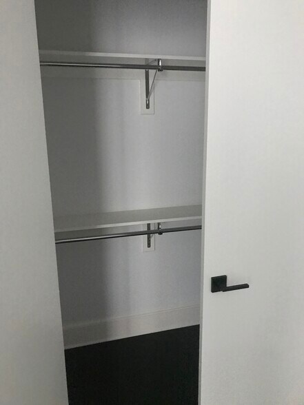 Building Photo - 1011 M St NW