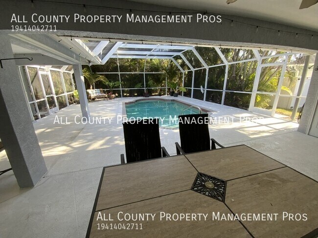 Building Photo - 5521 61st Ln E