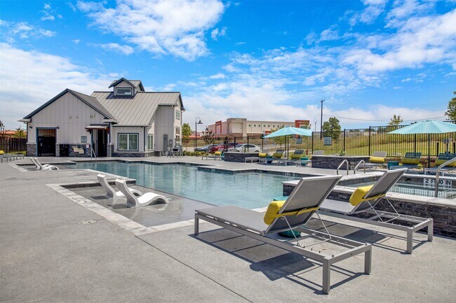 Building Photo - 5608 Wild Acrs