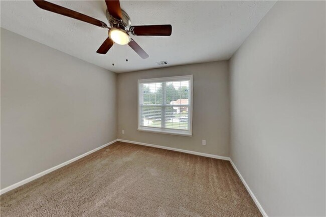 Building Photo - 3370 Glen Summit Ln