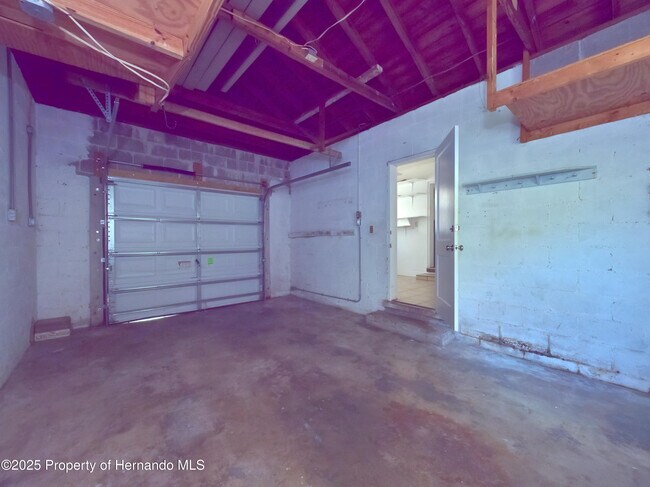 Building Photo - 246 Bell Ave