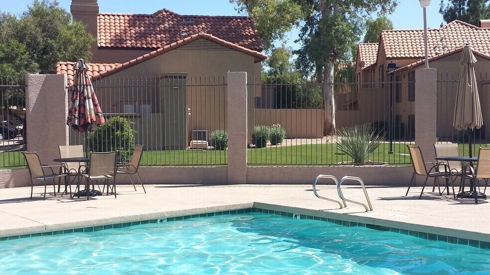 Pool - 4601 N 102nd Ave