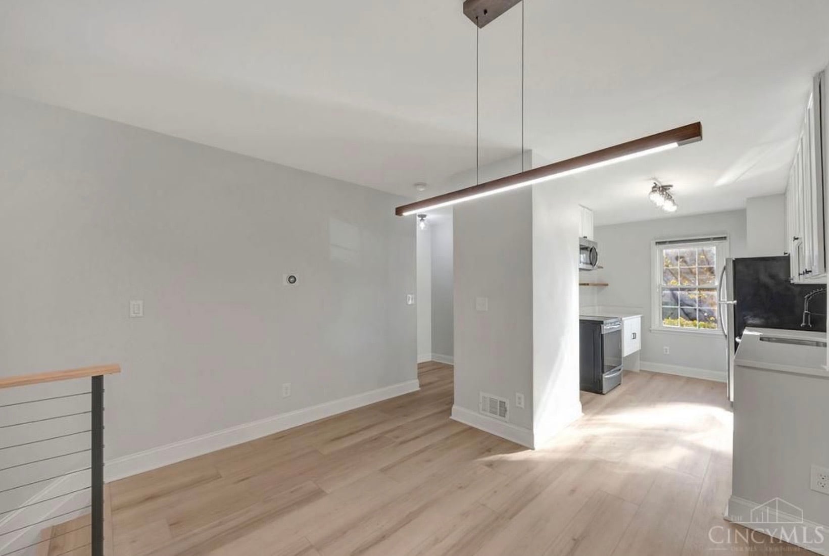 Building Photo - 9777 Bunker Hill Ln