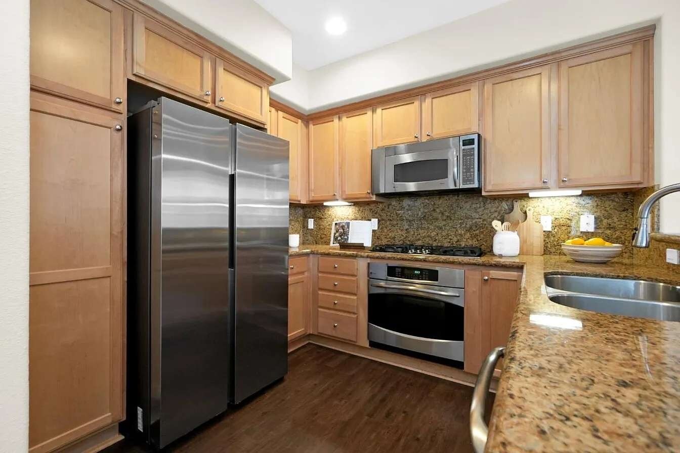 Building Photo - 2502 Jetty Dr