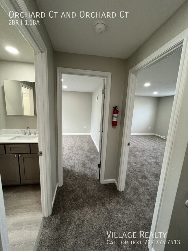 Building Photo - 306 Orchard Ct