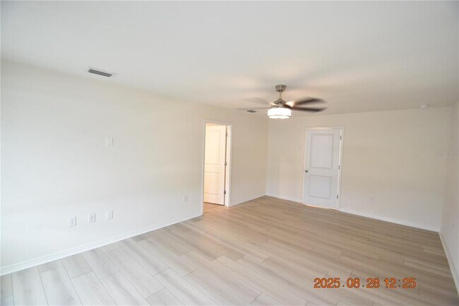 Building Photo - 8075 Broad Pointe Dr