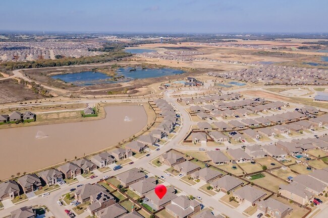 Building Photo - 10808 Culberson Dr