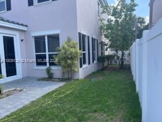 Building Photo - 9365 SW 171st Ct