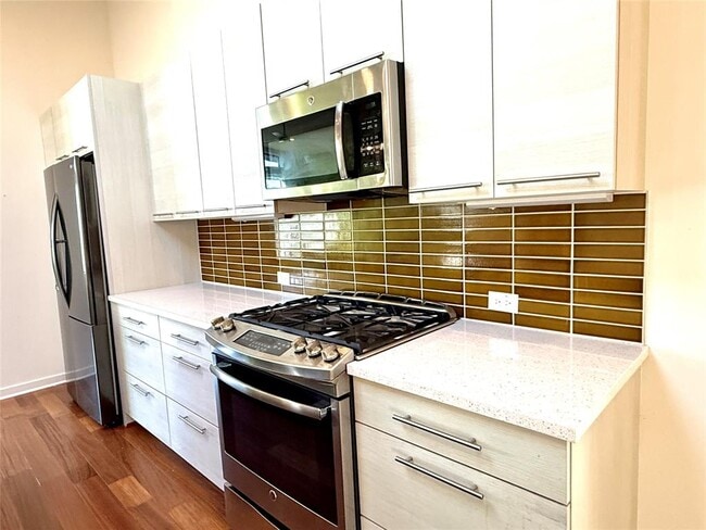 Building Photo - 416 Starlight Vlg Lp