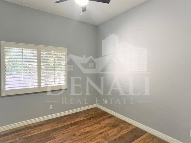 Building Photo - 4523 E Swilling Rd