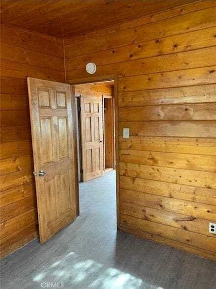 Building Photo - 420 N Norma St