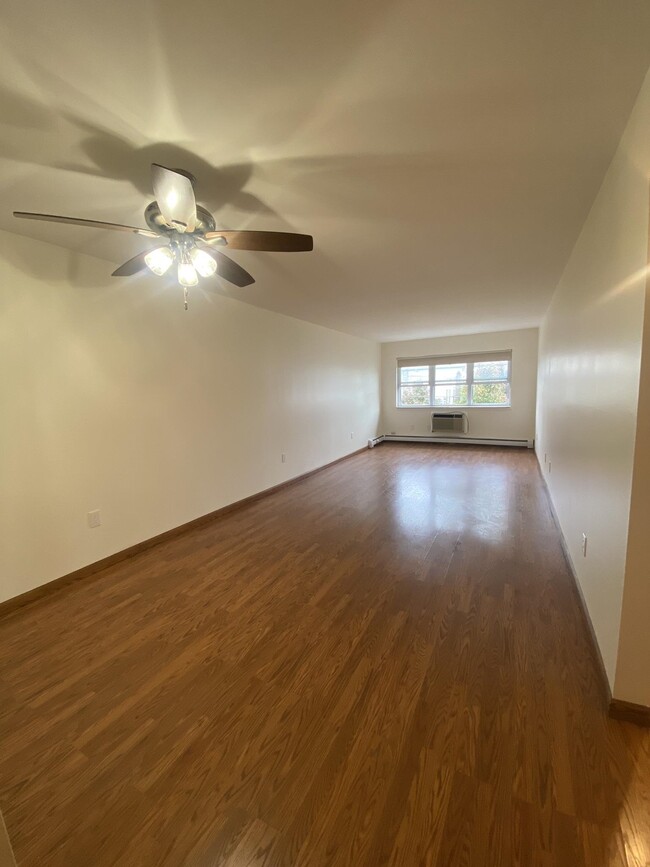 Building Photo - 210 Bergenline Ave