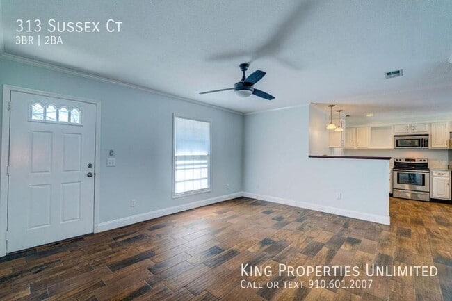 Building Photo - 313 Sussex Ct