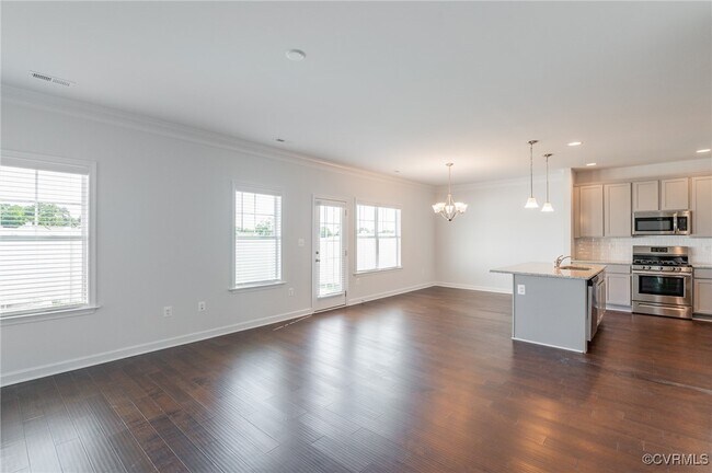 Building Photo - 4844 Wild Horse Ln