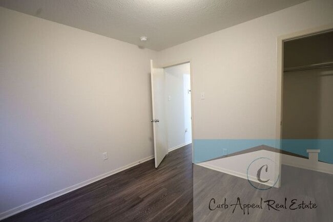 Building Photo - Beautiful 4 bedroom/2 bath home - Nettleton