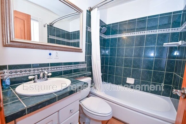 Building Photo - 298 Glenwood Ave